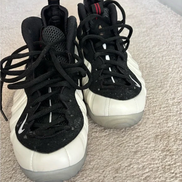 Nike Air Foamposite Pro 'Pearl’, Vintage in mint condition, like a new.